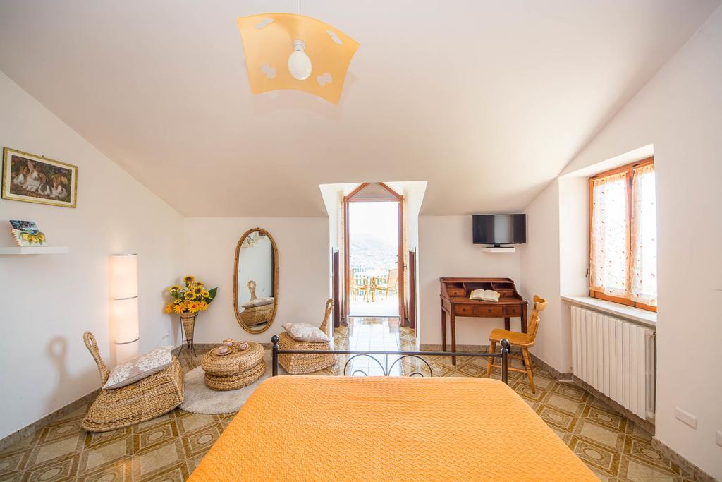 Villa Incoronata 阿杰罗拉 外观 照片